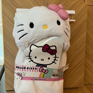 Hello Kitty hooded blanket